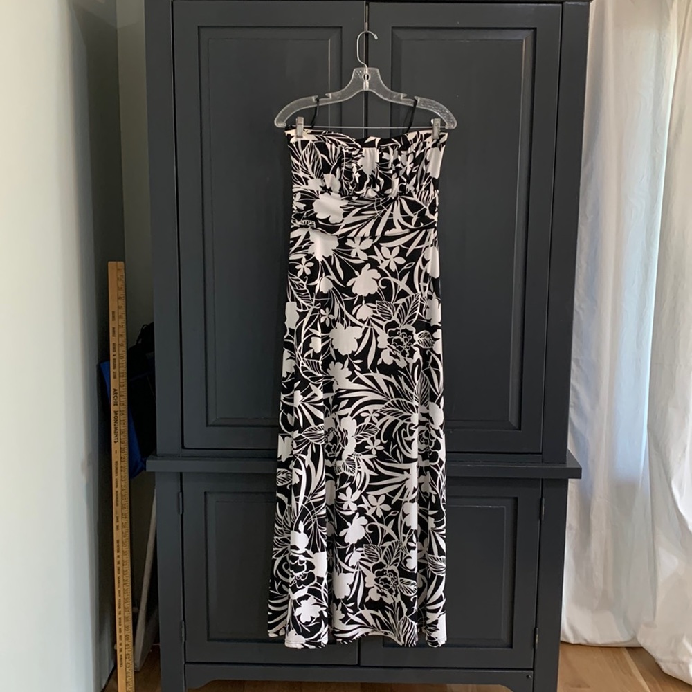 White House Black Market strapless summer dress